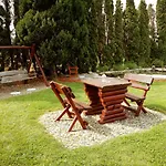 Elisoria 3*