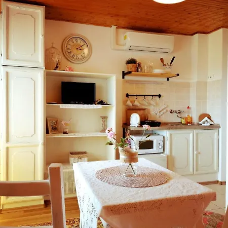 Elisoria Гостевой дом Черсегтомай