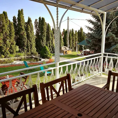 Elisoria Гостевой дом 3*