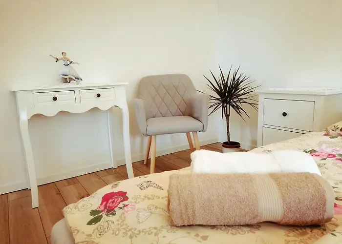 Elisoria 3* צ'רסגטומאי