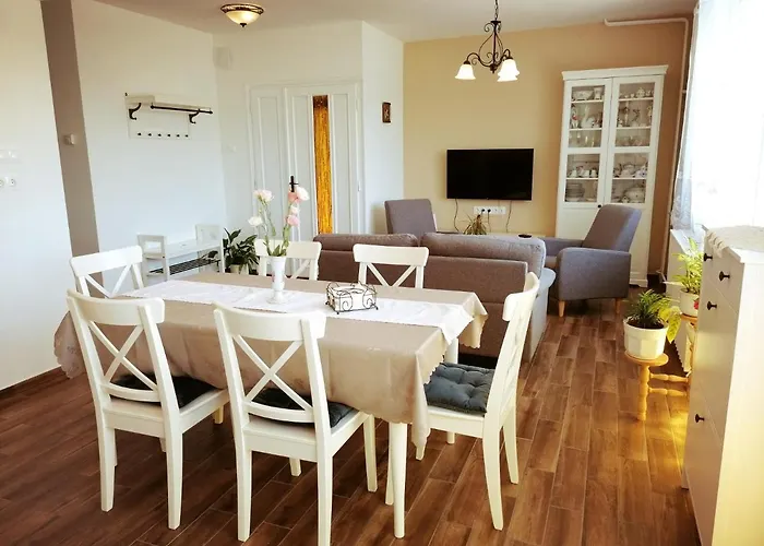 Elisoria בית הארחה